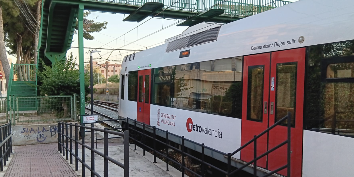 FGV iniciará el viernes las pruebas de electrificación en el tramo València Sud-Torrent