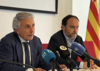 La Generalitat denuncia a la CHJ por vertidos y coches abandonados
