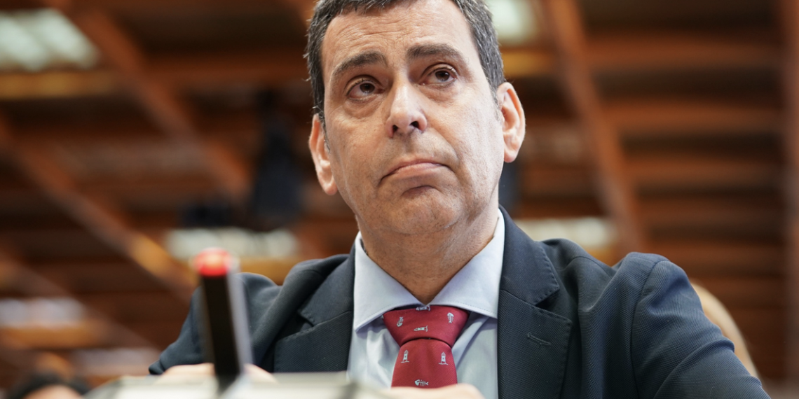 El PP denuncia que el presidente del Júcar inauguraba un acto académico mientras el barranco del Poyo desbordaba