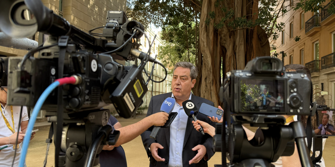 Llanos (VOX) : «La Delegada de Gobierno nos niega a la Comisión de Investigación de la Riada los documentos que se le ha solicitado