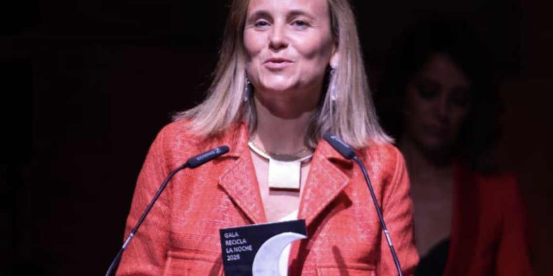 La campaña municipal ‘Que vivan los novios por respetar València’ recibe un galardón por promover el ocio respetuoso