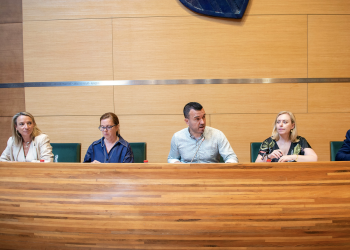 La Diputación inyectará 60.000 euros a cada municipio afectado por la dana para contratación de personal