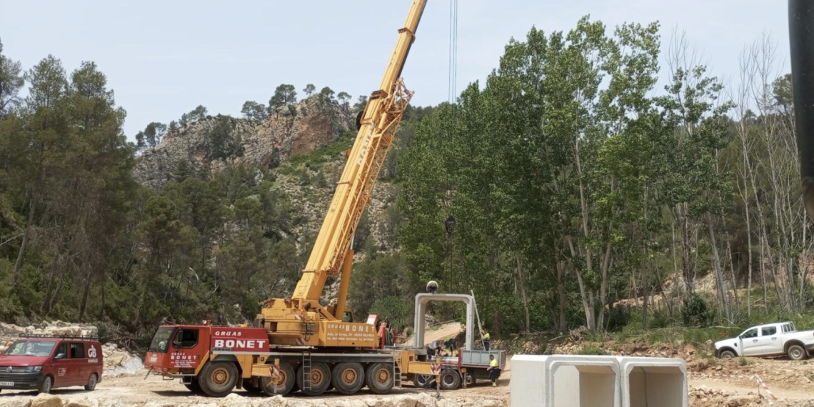La Generalitat avanza en la reconstrucción de los puentes de Sinarcas