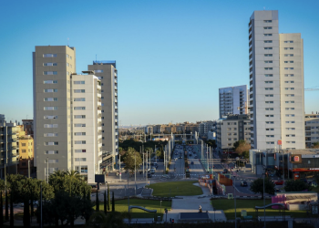 La alcaldesa de Torrent, Amparo Folgado, exige al Gobierno la suspensión inmediata de las reglas fiscales para los municipios afectados por la DANA