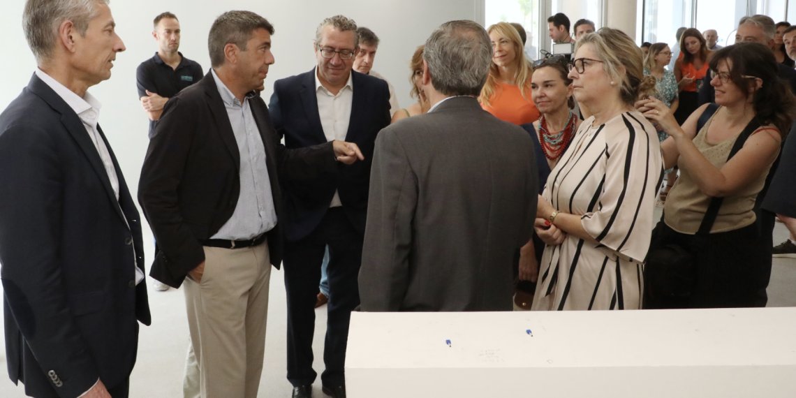 Mazón: “El nuevo centro de salud de Benidorm estará operativo antes de finalizar el año”