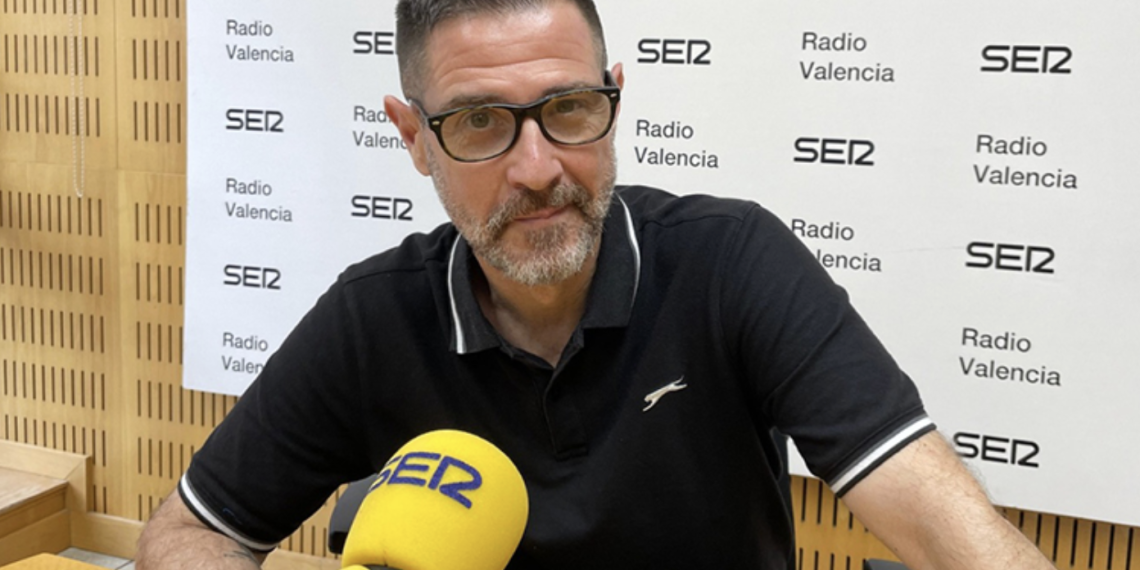 FUVAMA concede su premio de periodismo a Juan Magraner, “la voz del campo de la Cadena SER”