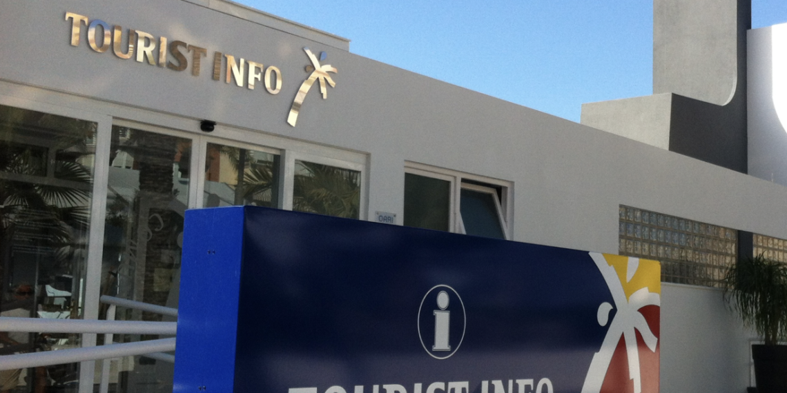 Turisme Comunitat Valenciana refuerza el servicio Tourist Info este verano con 39 oficinas y puntos de atención al visitante adicionales