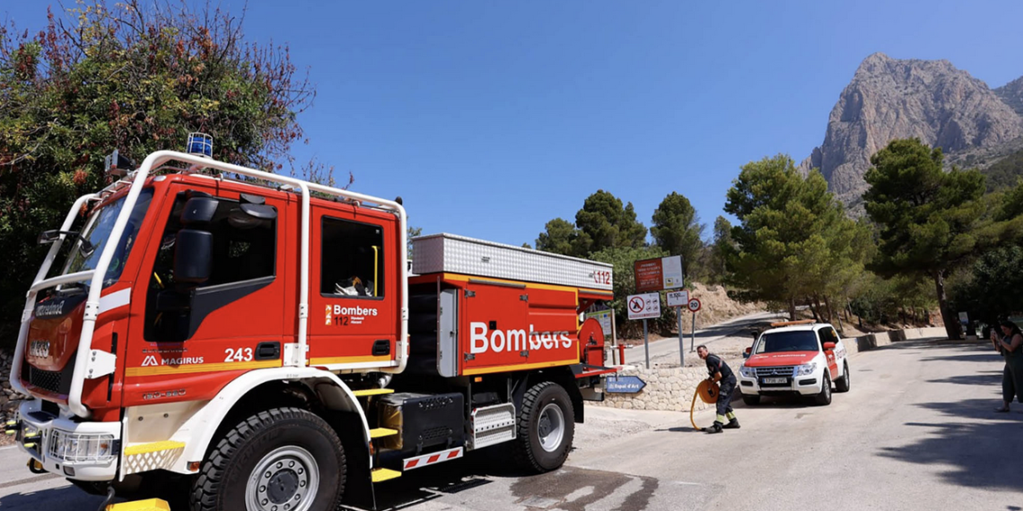 La Diputación de Alicante recupera un depósito de aguas en Finestrat para la extinción de incendios