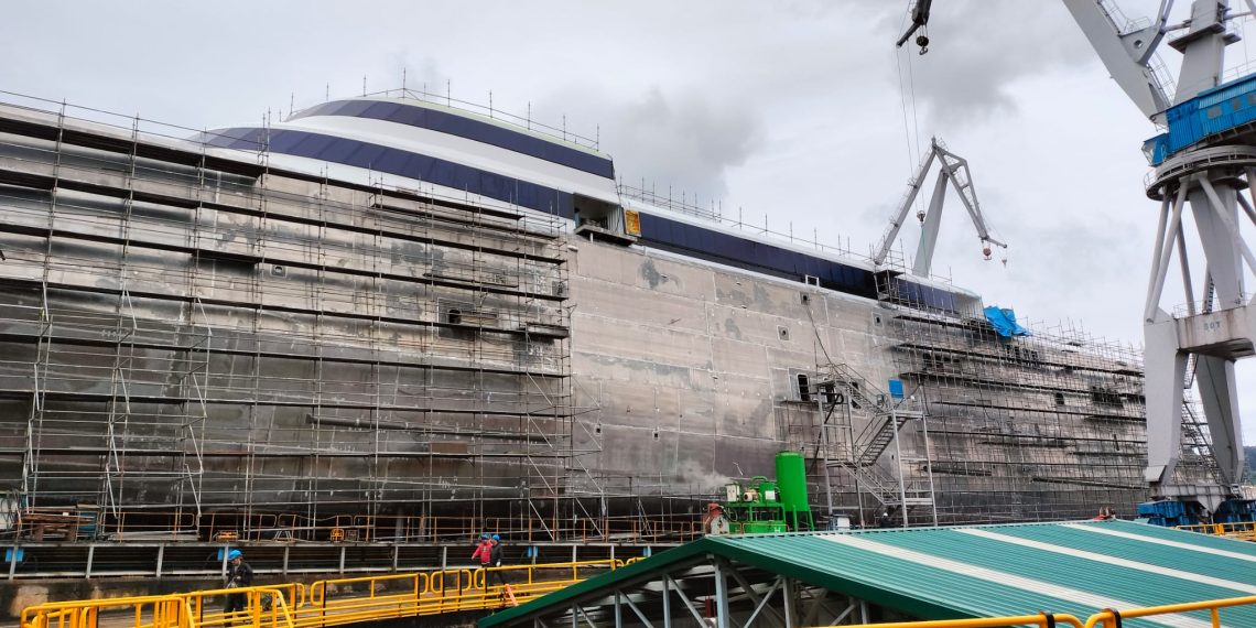 Baleària bautizará su tercer fast ferry a gas natural con el nombre de Mercedes Pinto
