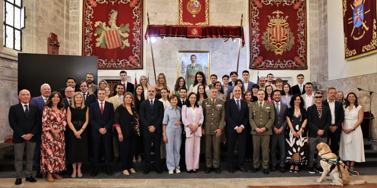 La excelencia académica y los valores, protagonistas de los VIII Premios “Capitanía General” en Valencia