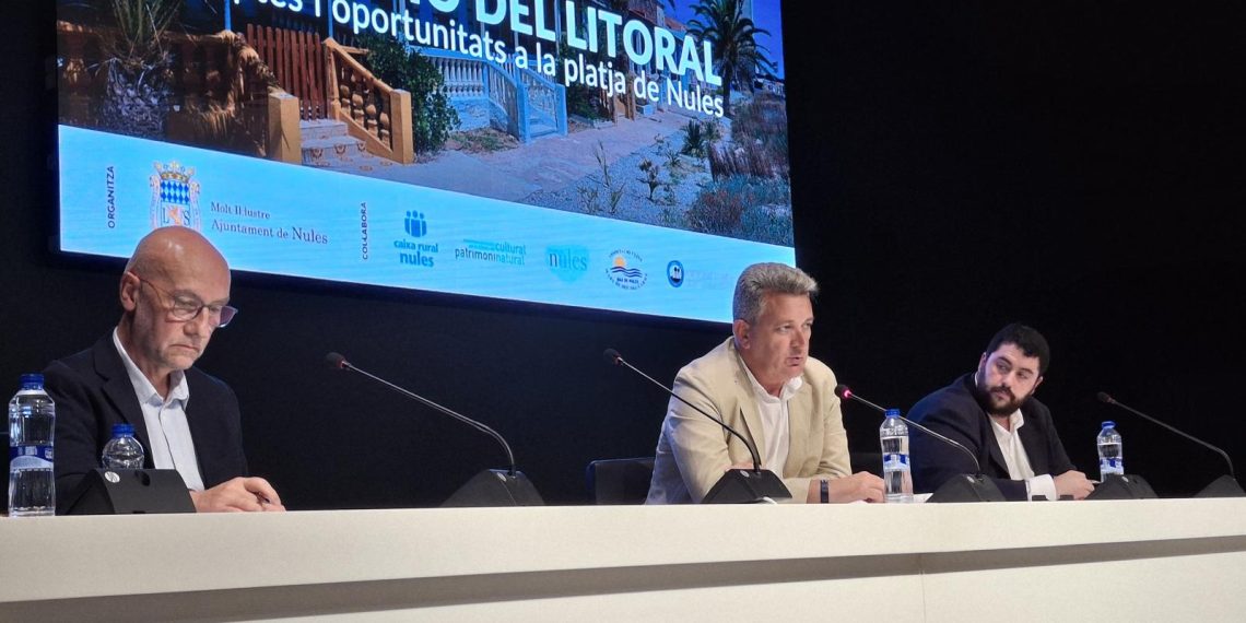 Martínez Mus asegura que con la nueva Ley de Costas se podrá proteger “la totalidad del núcleo costero de ‘les Casetes’ de Nules”