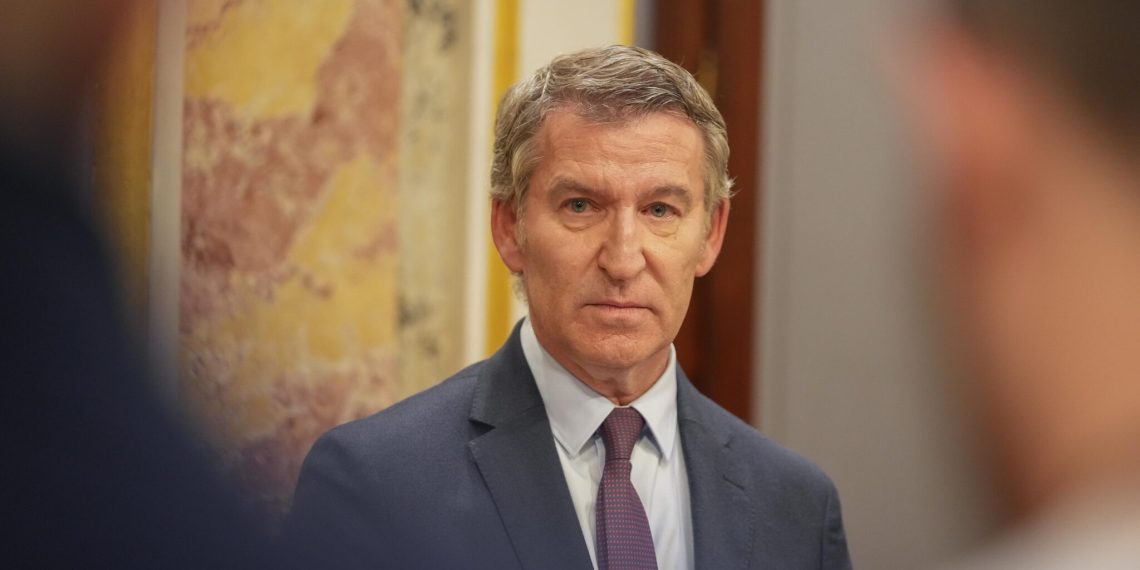 Feijóo señala que Sánchez y su “cuadrilla” parece que empezaron “robando en las primarias y no han parado de hacerlo”: “Es su modus operandi”  