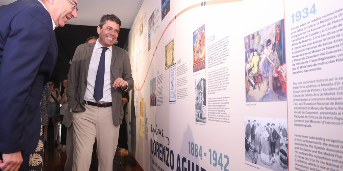 Mazón visita la exposición ‘Modernidad y valentía. La colección más íntima de Lorenzo Aguirre’