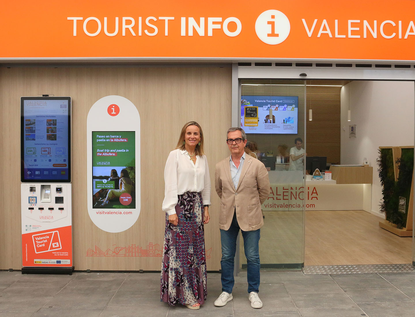 Valencia reabre la oficina turística de la estación Joaquín Sorolla