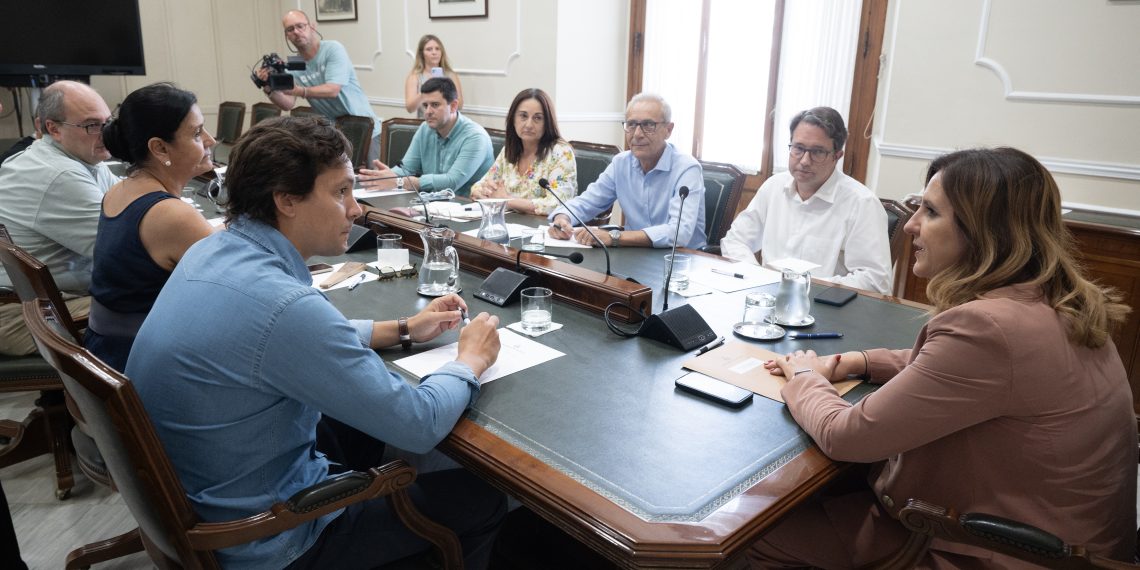 María José Catalá se ha reunido este jueves con la Asociación de Comerciantes del Centro Histórico