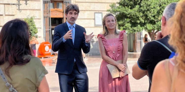 Valencia redescubre su historia con la nueva Ruta Hemingway
