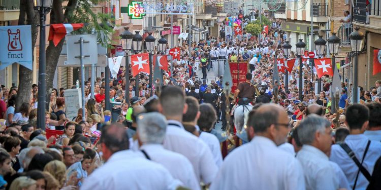 Torrent quiere que sus Moros y Cristianos sean Fiesta de Interés Turístico Autonómico