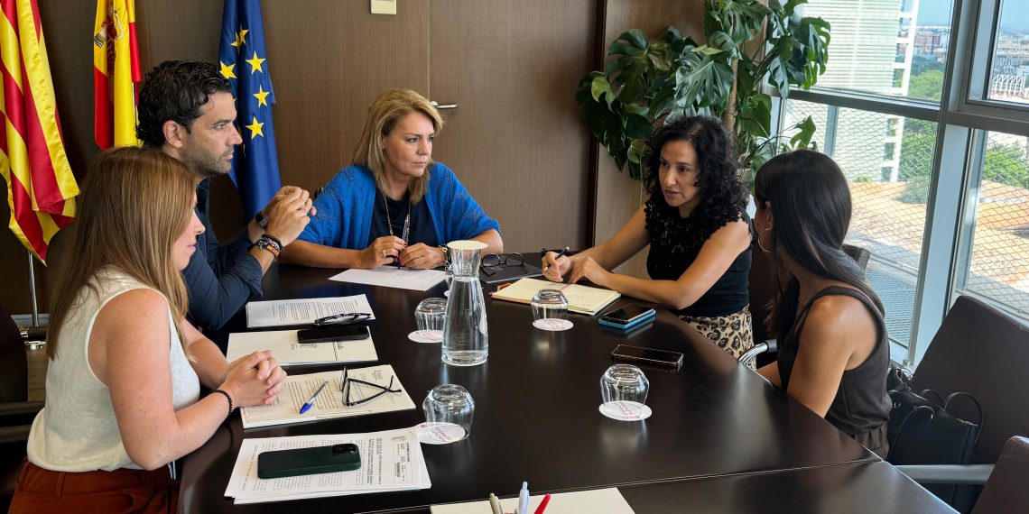 La Generalitat incrementa un 49 % la financiación del Contrato Programa de servicios sociales de Paterna para 2025