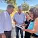 El conseller de Medio Ambiente, Infraestructuras y Territorio, Vicente Martínez Mus, junto a la alcaldesa de Carcaixent, Carolina Almiñana