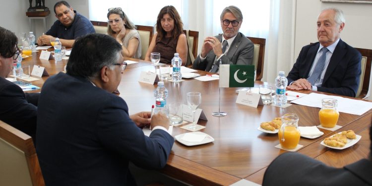 Valencia tiende puentes con Pakistán para potenciar comercio, industria e innovación