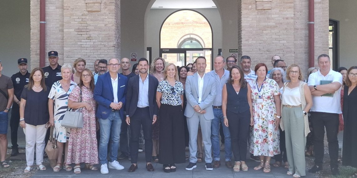 La Generalitat refuerza el apoyo educativo al pueblo gitano con un programa que llegará a 1.600 alumnos en 23 municipios
