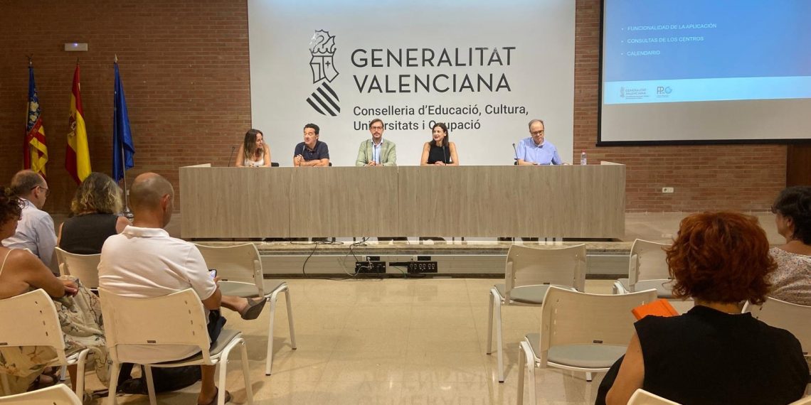 Educación lanza un proyecto piloto para renovar la gestión de la FP con una nueva aplicación SAÒ integrada en ITACA