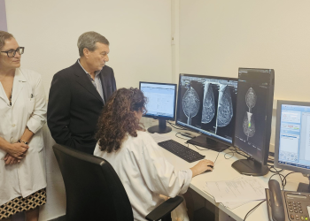 Sanidad utilizará sistemas IA en las radiografías de tórax, hueso y mama en Primaria, Urgencias y las UPCM de la Comunitat Valenciana