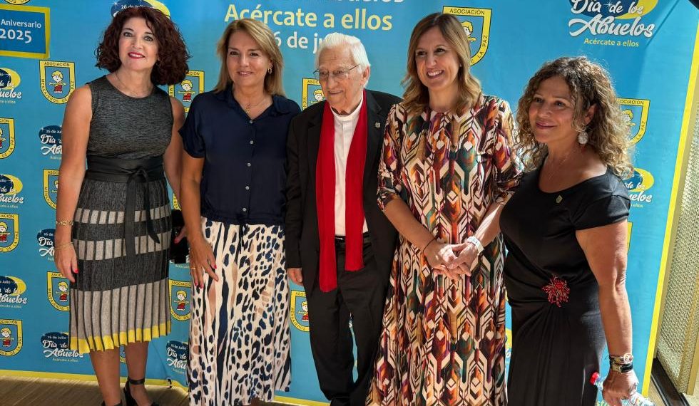 Susana Camarero: «Las personas mayores son los cimientos de lo que hoy somos como sociedad»