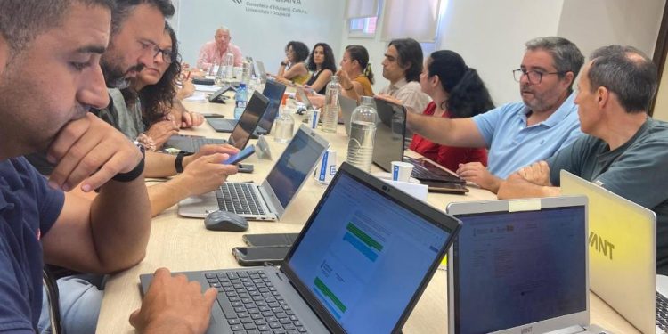 Educación presenta a los sindicatos las instrucciones para el inicio del curso escolar 2025/2026