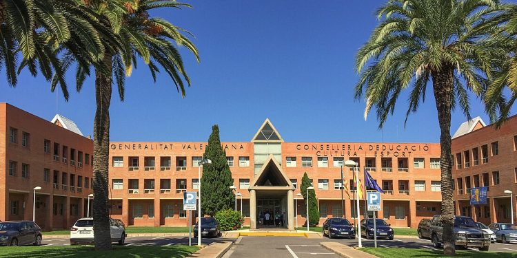 La FP gana impulso en la Comunitat Valenciana con más grupos y docentes