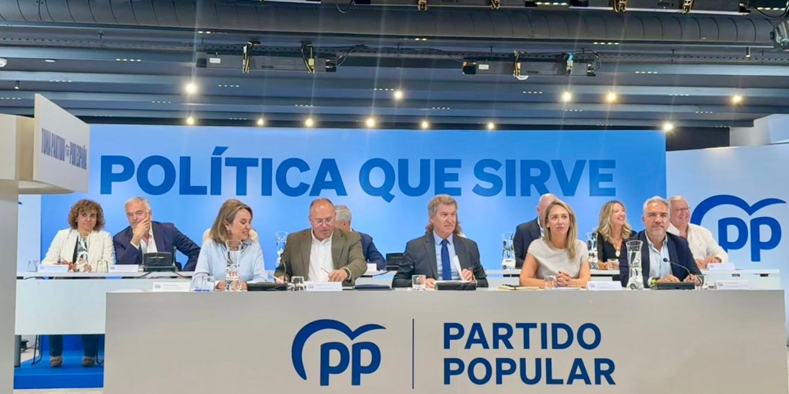 Mazón destaca el peso del PPCV en la nueva Ejecutiva Nacional del PP: “Es un respaldo a nuestro proyecto y a la Comunitat”