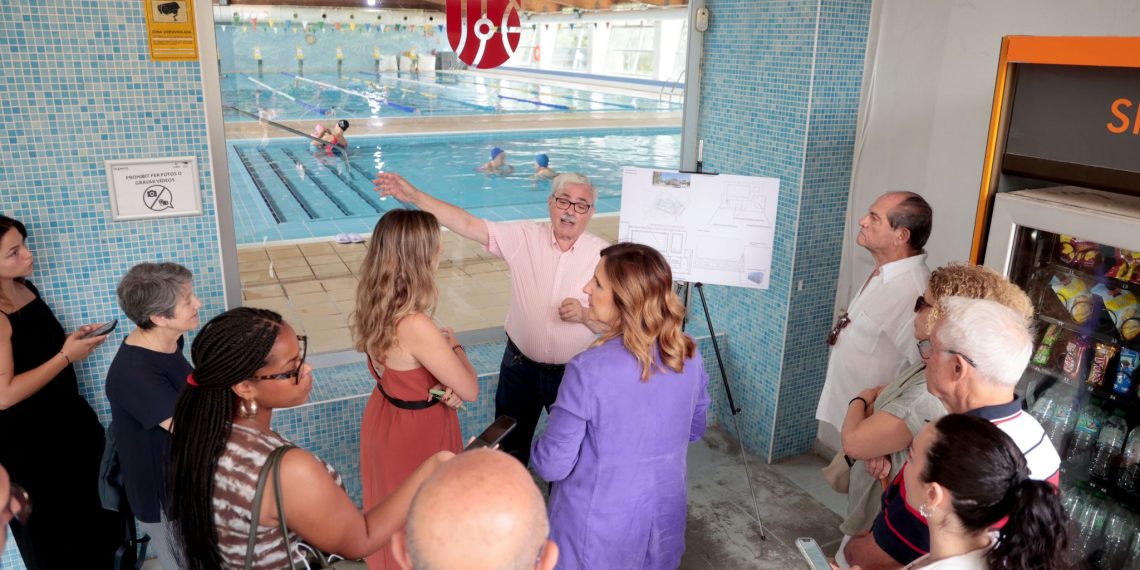 València moderniza la piscina de Ayora con una inversión de 650.000 euros