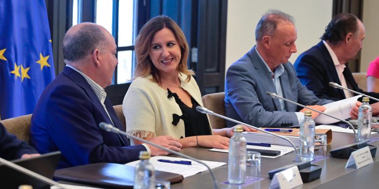 Catalá denuncia la falta de información sobre el proyecto de la Ciudad de la Industrialización en la ZAL de Valencia