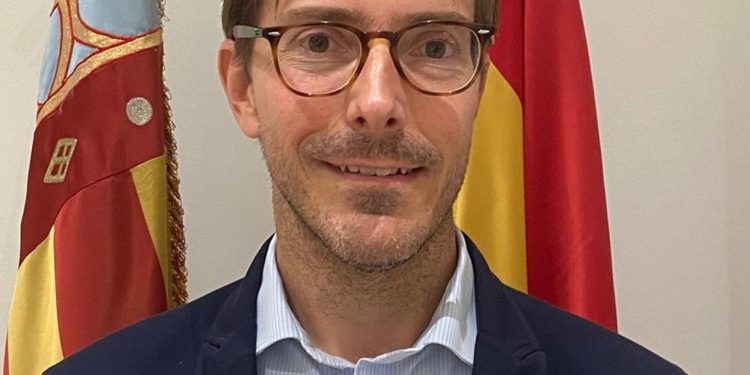El director general de Infraestructuras Educativas, José María Larena