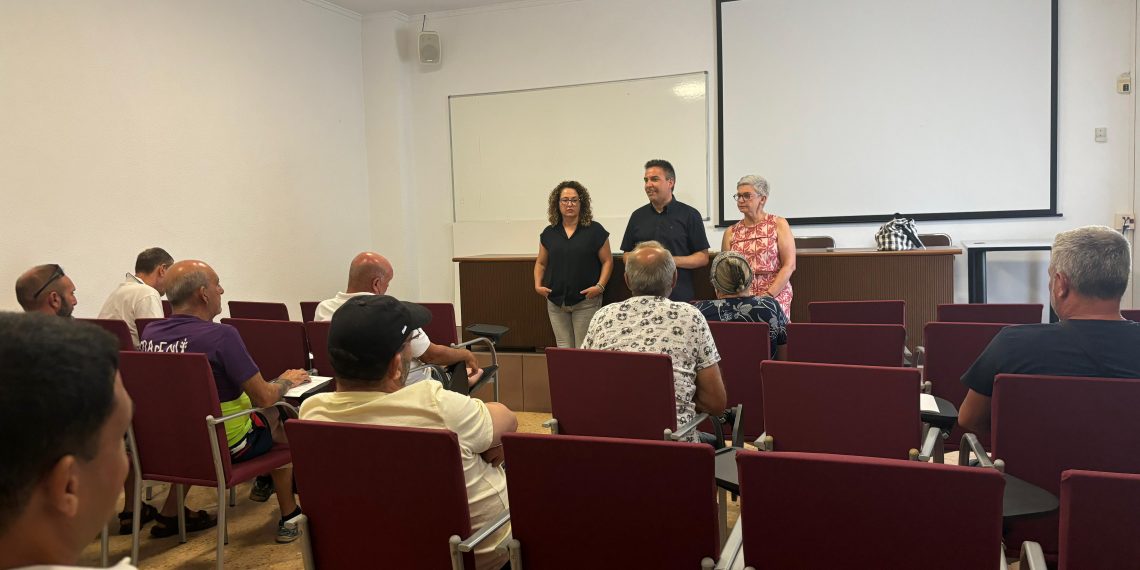 El Ayuntamiento de Sueca contrata 14 peones agrícolas y 2 capataces gracias al Programa de Fomento de Ocupación del SEPE