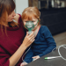 ¿Dónde encontrar atención inmediata para niños con dificultad respiratoria?