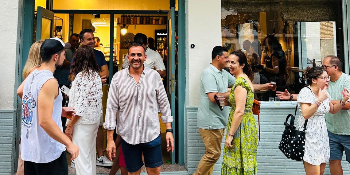 Bondia Ultramarinos abre sus puertas en Benaguasil con una apuesta firme por el producto valenciano y de proximidad.