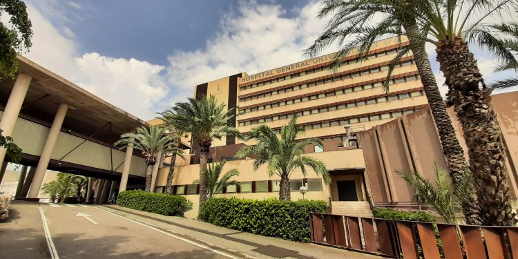 El Hospital General de Elche refuerza personal y coordinación sanitaria durante las fiestas patronales