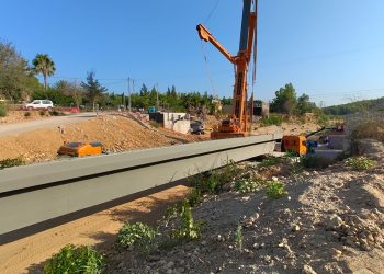 Godelleta estrena puente para triplicar su capacidad tras las riadas