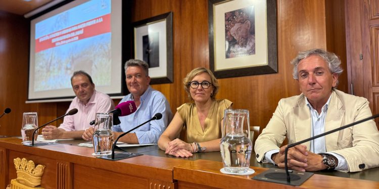 La Generalitat aprueba un decreto para controlar la sobrepoblación de jabalíes y otros ungulados en Alicante