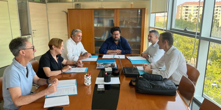 La Generalitat extiende la vacunación infantil contra la gripe a todos los colegios