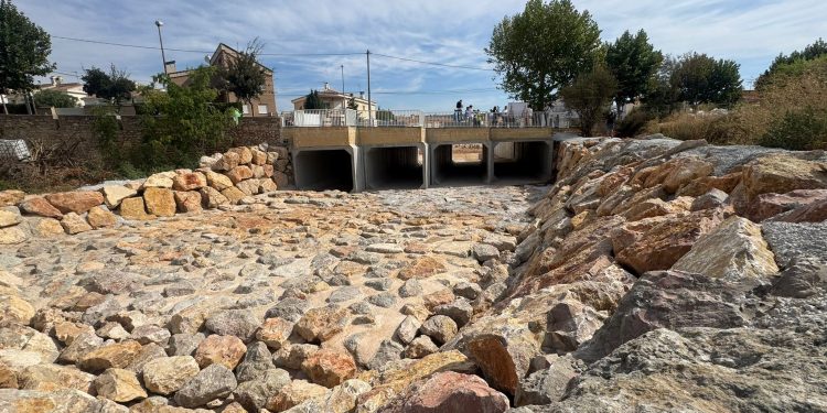 El nuevo puente de Siete Aguas ya está en servicio