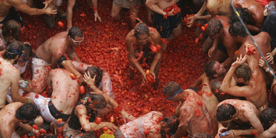 Tomatina de Buñol 2025: 120.000 kg de tomate y 22.000 asistentes
