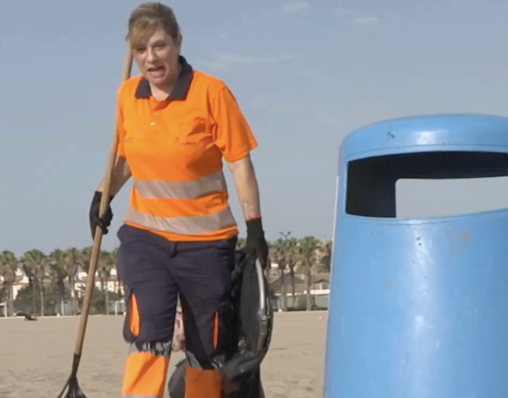 La plantilla del Servicio de Limpieza y Recogida de Residuos protagoniza la campaña de concienciación ciudadana “Ayúdanos a hacerlo bien”