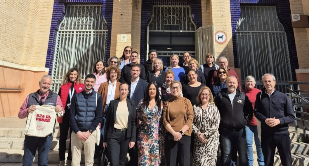 La Generalitat refuerza los derechos de las personas consumidoras y usuarias y de las empresas