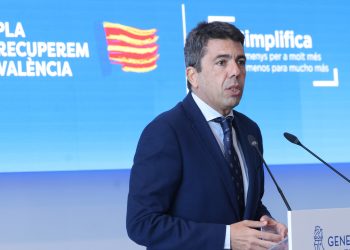 Mazón activa el Plan Simplifica para acercar la Generalitat y agilizar los trámites