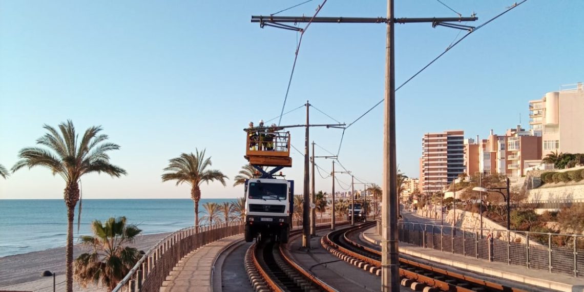 FGV adjudica por más de 6,5 millones el mantenimiento de la catenaria y sistemas eléctricos del TRAM d’Alacant durante tres años