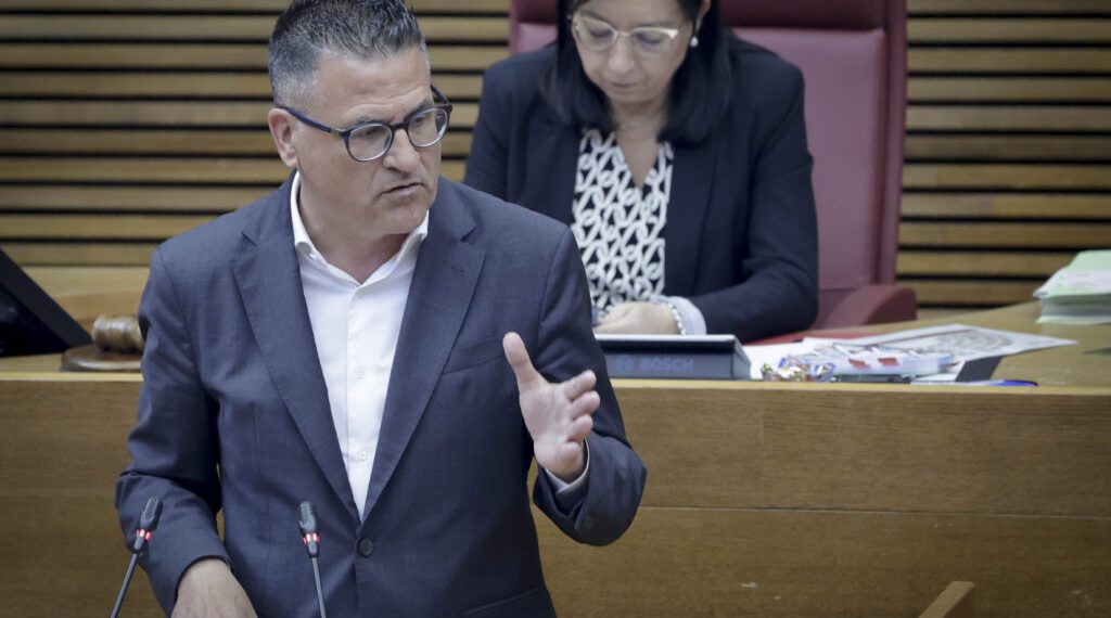González de Zárate acusa al Gobierno de abandonar infraestructuras tras la DANA y defiende la gestión del Consell