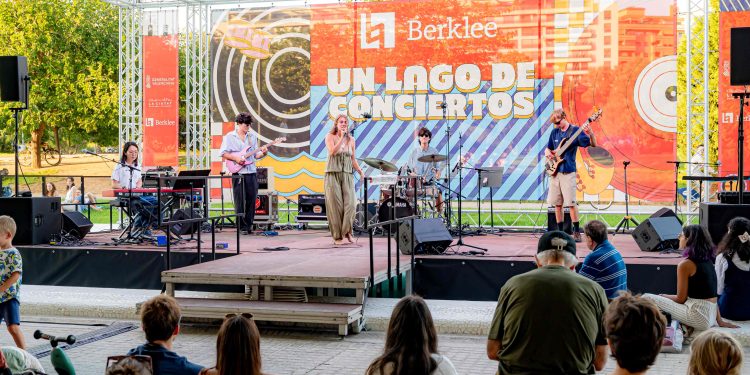 La música de Berklee vuelve a sonar en la Ciutat de les Arts con Un Lago de Conciertos