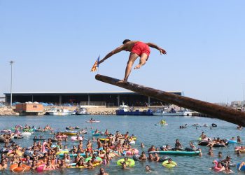 Diversión y tradición en el cierre de las fiestas de Puerto de Sagunto